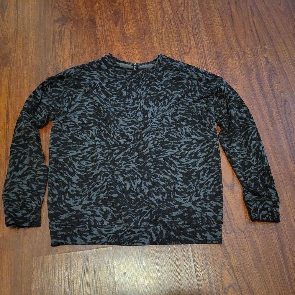 Athleta Lynx Animal Print Sweatshirt Black Gray Tencel Blend Women’s Small